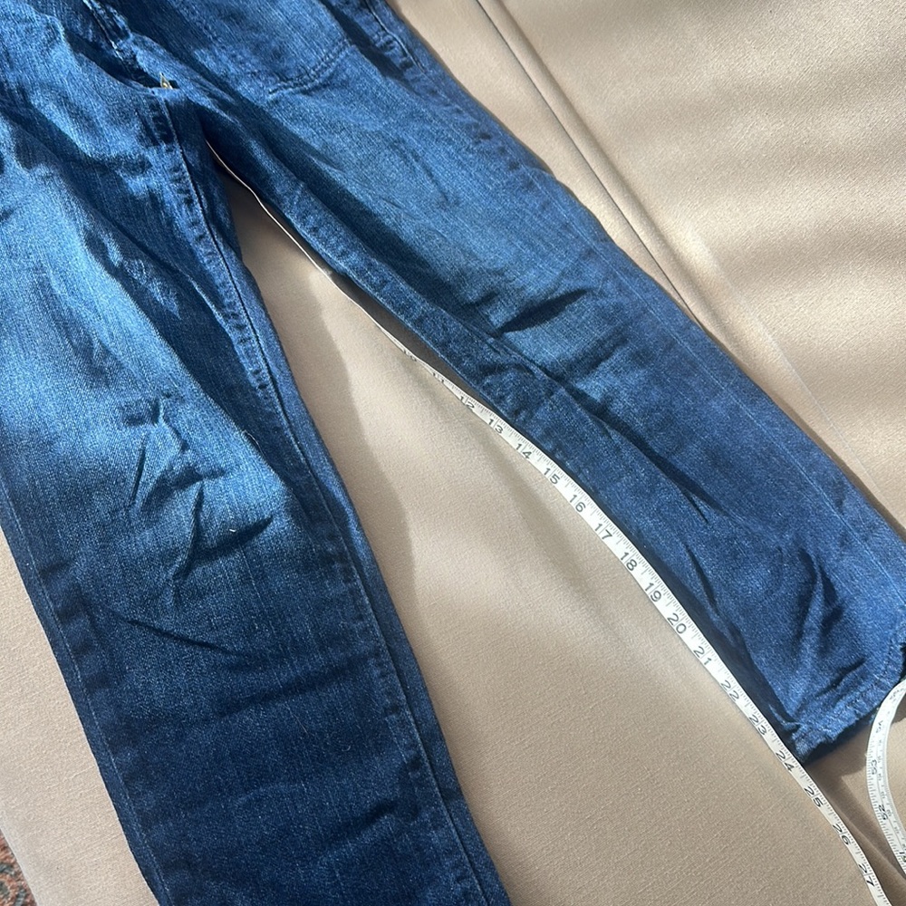 Capris - Picture 5 of 6